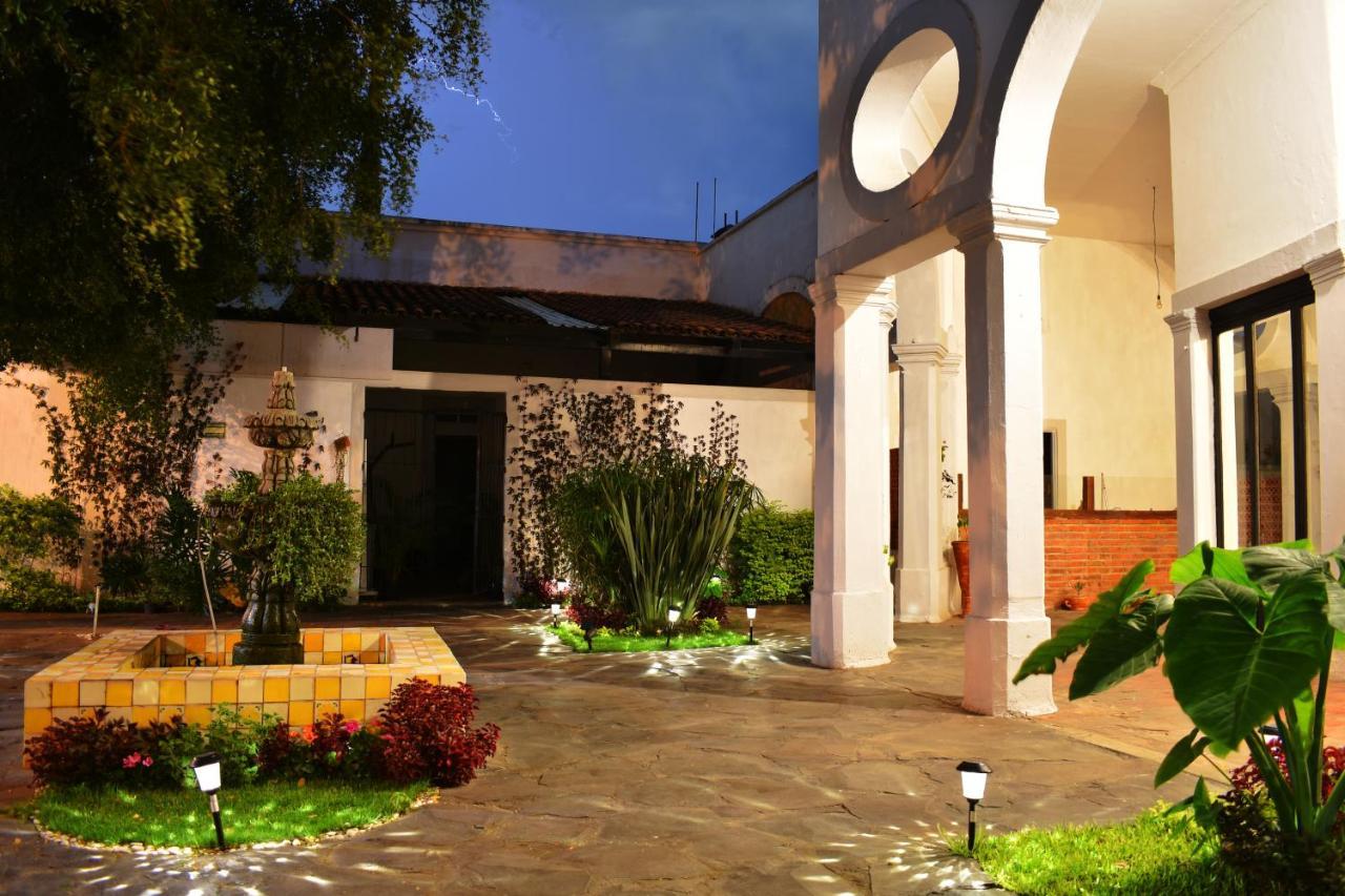 Tlaquepaque Pueblito Hotel Exterior photo